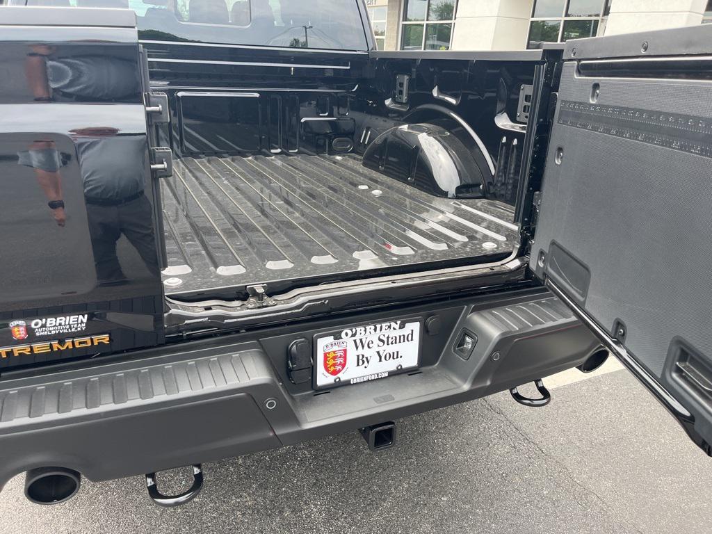 new 2025 Ford F-150 car, priced at $73,708
