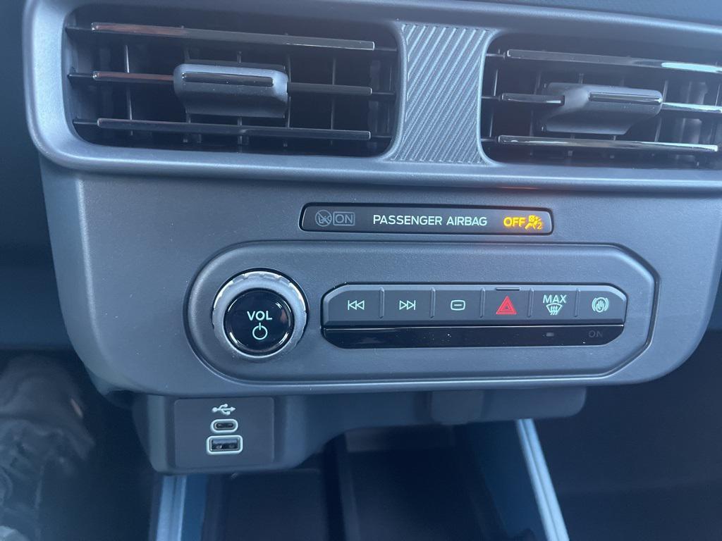 new 2025 Ford Maverick car, priced at $30,695