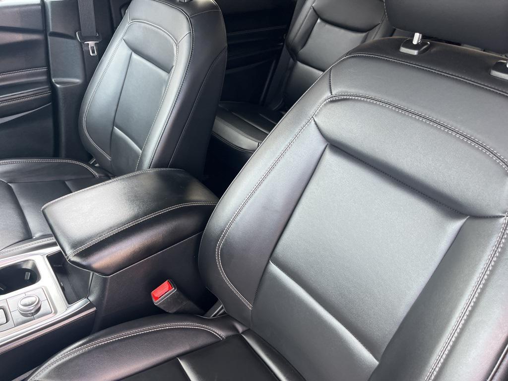 used 2022 Ford Explorer car, priced at $29,120