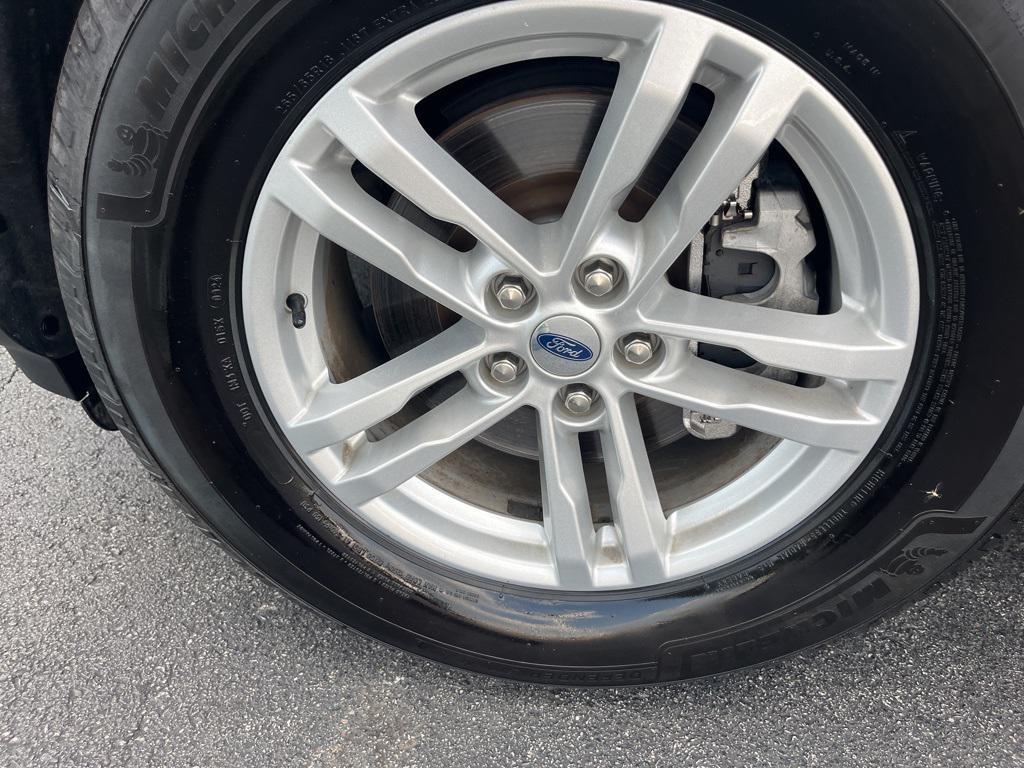 used 2022 Ford Explorer car, priced at $29,120