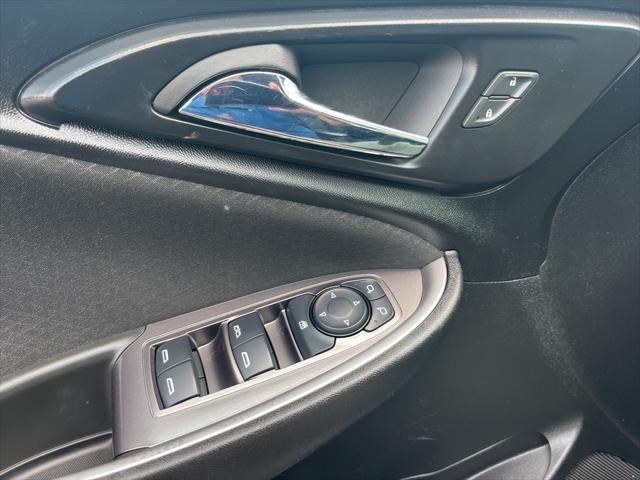 used 2023 Chevrolet Malibu car, priced at $18,960