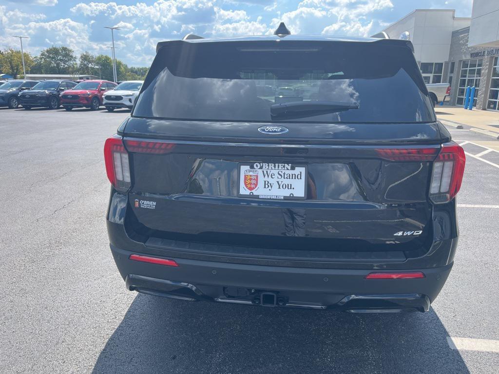 new 2025 Ford Explorer car, priced at $50,176
