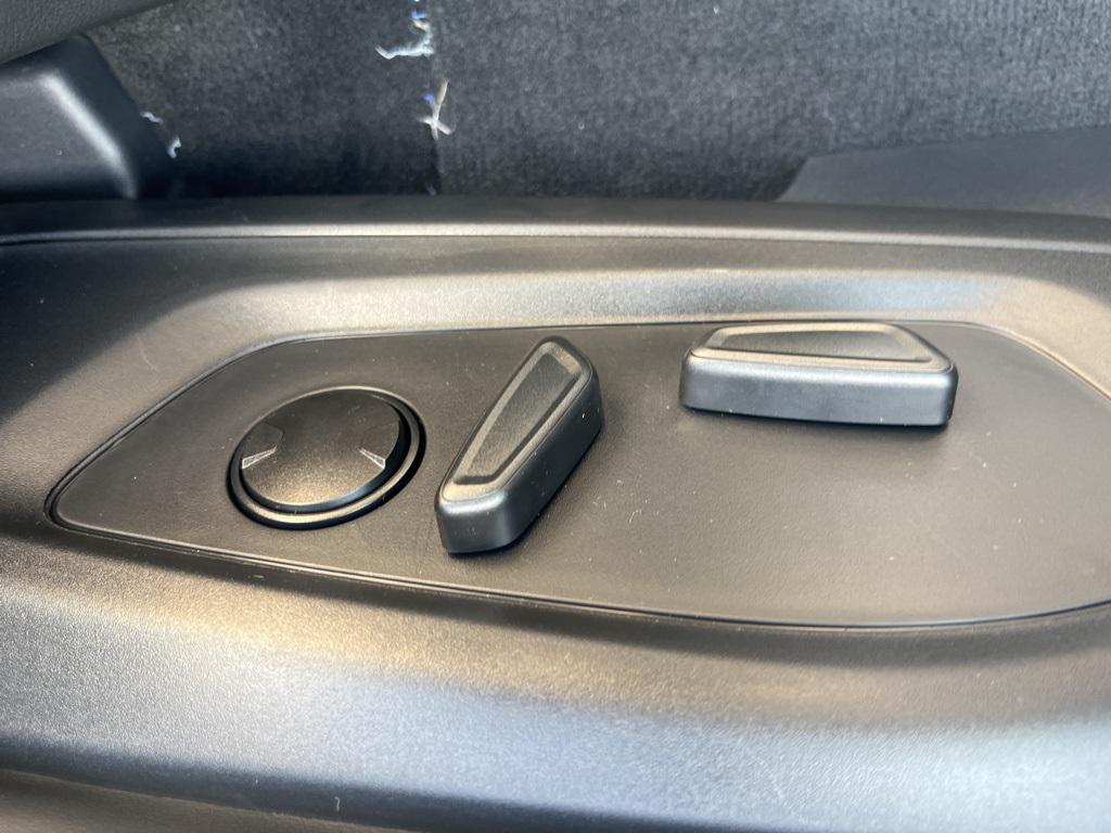 new 2025 Ford Explorer car, priced at $50,176