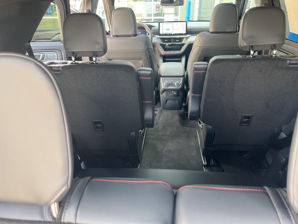 new 2025 Ford Explorer car, priced at $50,176