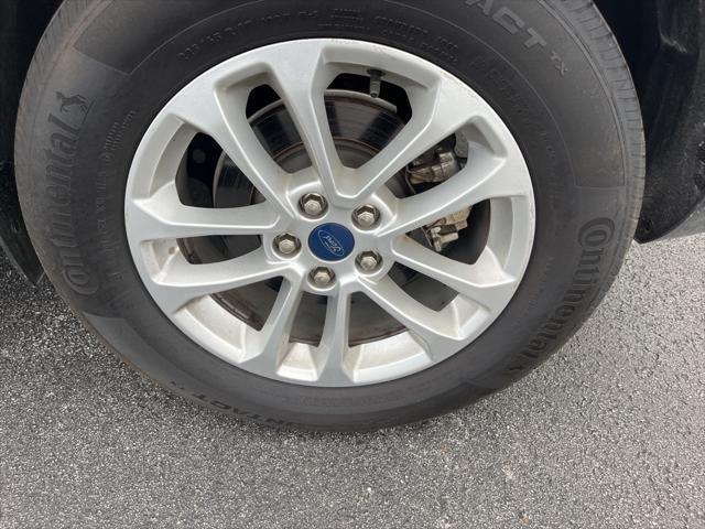 used 2022 Ford Escape car, priced at $22,990