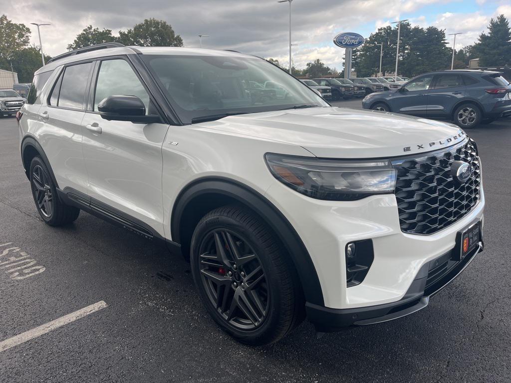 new 2025 Ford Explorer car, priced at $50,923