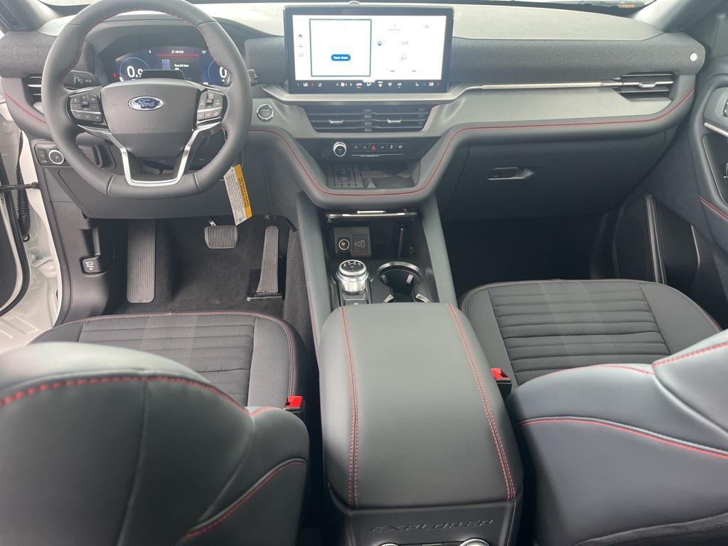new 2025 Ford Explorer car, priced at $50,923