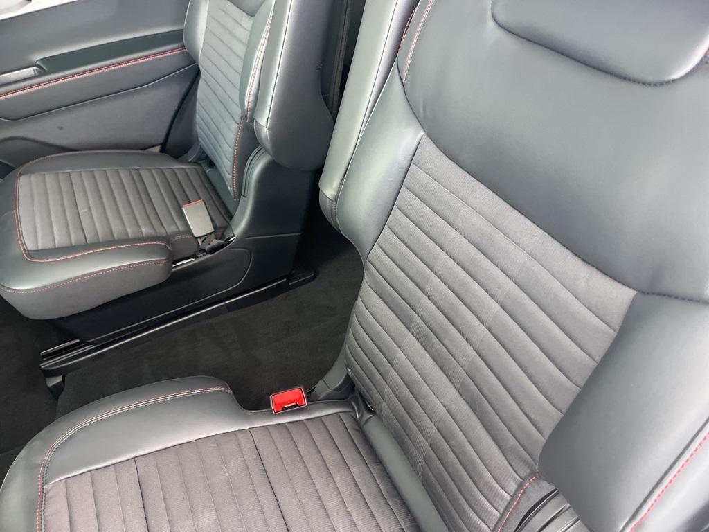 new 2025 Ford Explorer car, priced at $50,923