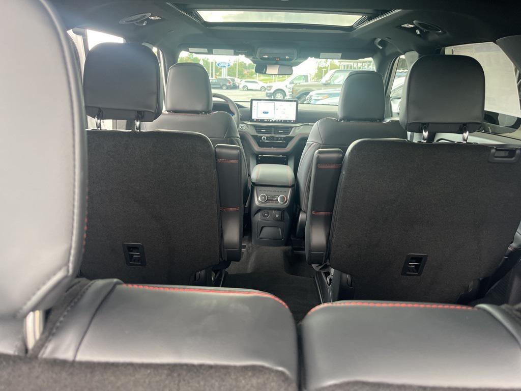 new 2025 Ford Explorer car, priced at $50,923