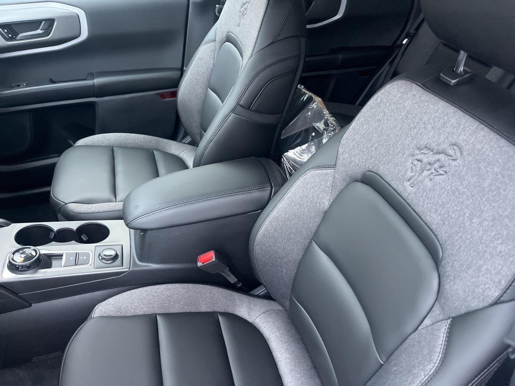 new 2025 Ford Bronco Sport car, priced at $34,992