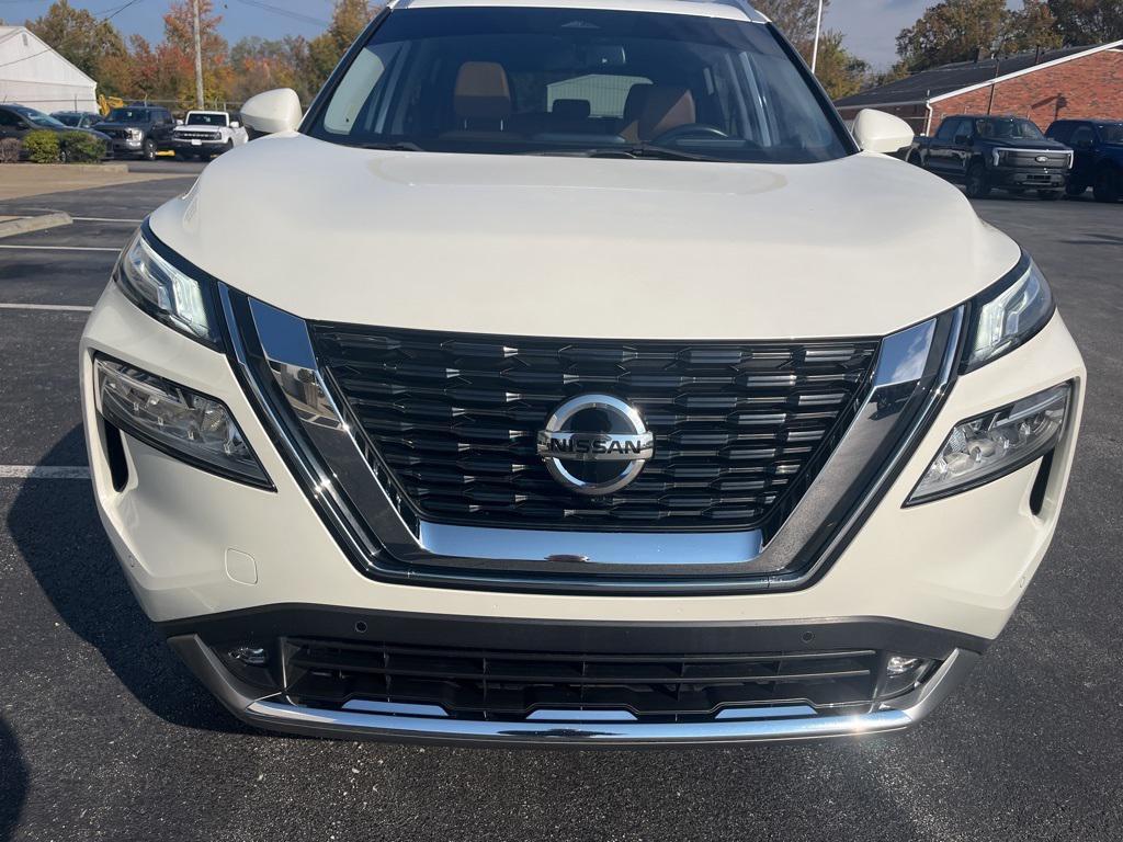 used 2021 Nissan Rogue car, priced at $25,587