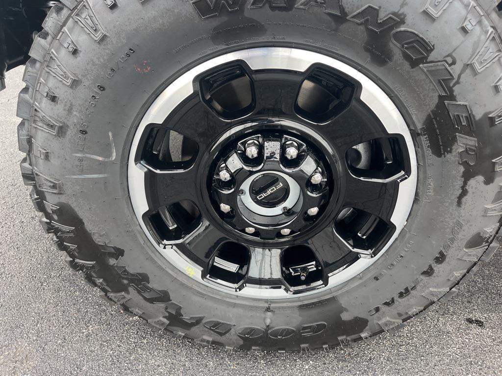 new 2025 Ford F-250 car, priced at $90,280