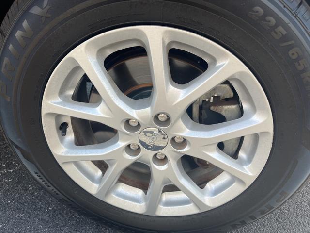 used 2018 Jeep Cherokee car, priced at $16,990