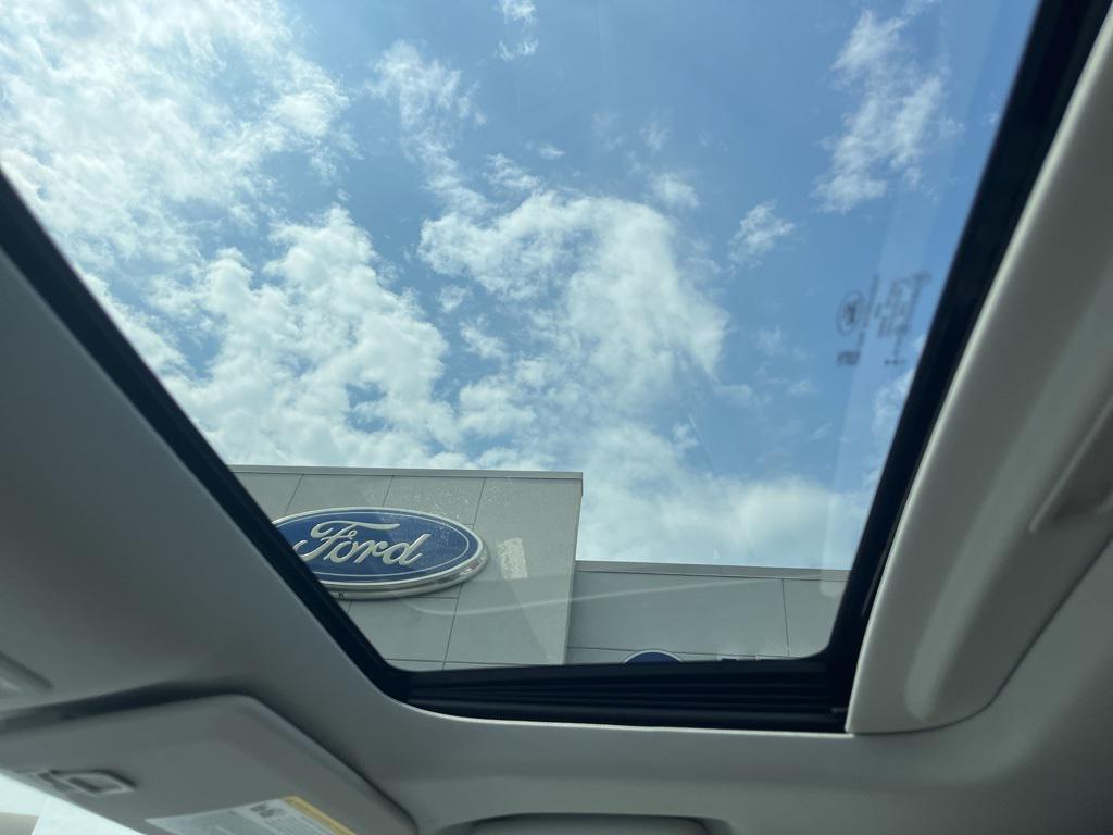 new 2025 Ford Maverick car, priced at $38,341