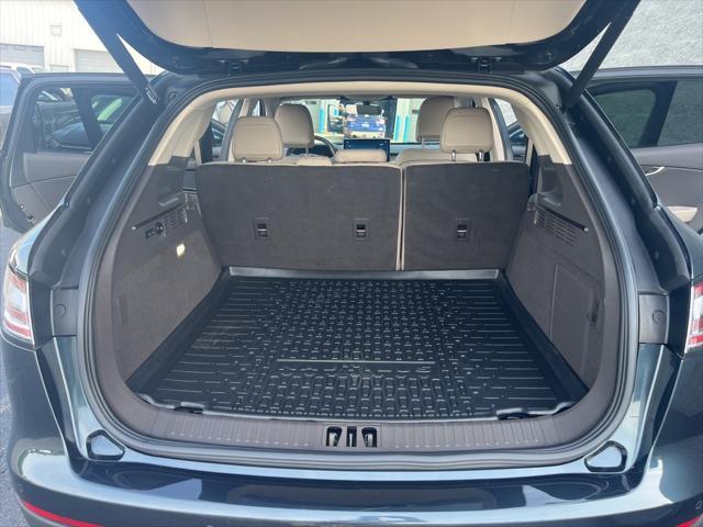 used 2022 Lincoln Nautilus car, priced at $32,980