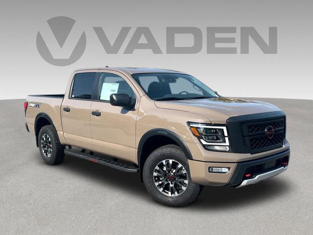 used 2024 Nissan Titan car