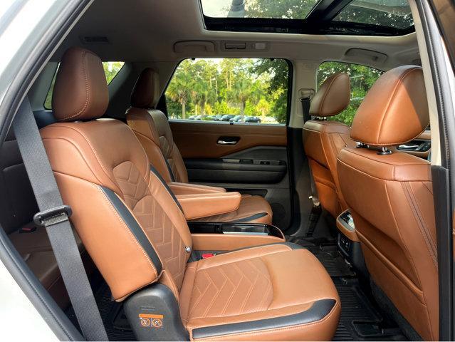 used 2024 Nissan Pathfinder car