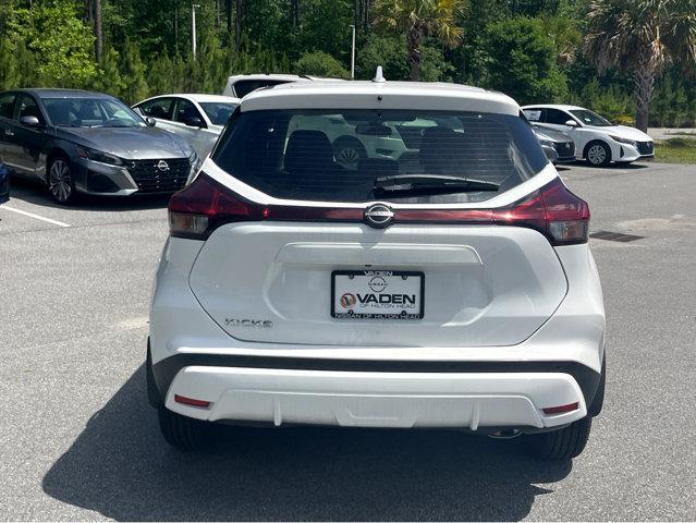 new 2024 Nissan Kicks car, priced at $22,000