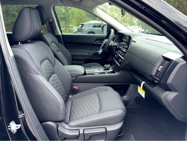 new 2025 Nissan Pathfinder car, priced at $37,250