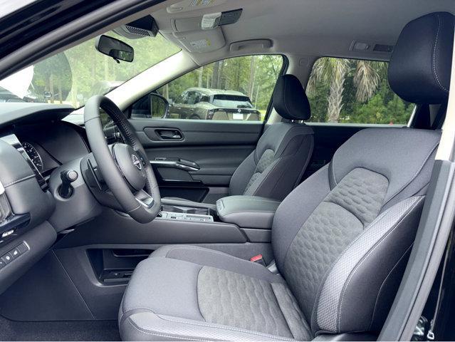 new 2025 Nissan Pathfinder car, priced at $37,250