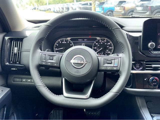 new 2025 Nissan Pathfinder car, priced at $37,250
