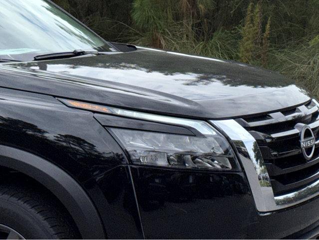 new 2025 Nissan Pathfinder car, priced at $37,250