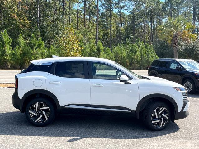 new 2025 Nissan Kicks car, priced at $27,960