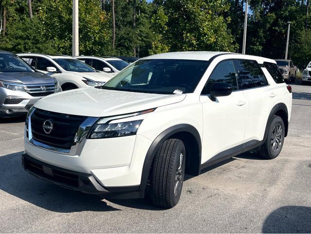 new 2024 Nissan Pathfinder car, priced at $34,000