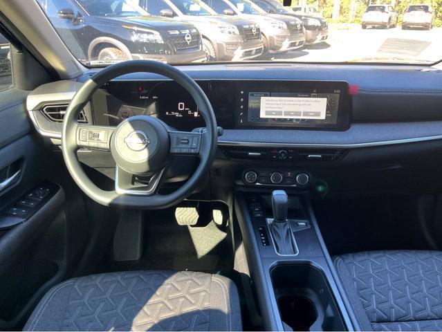 new 2025 Nissan Kicks car, priced at $27,555