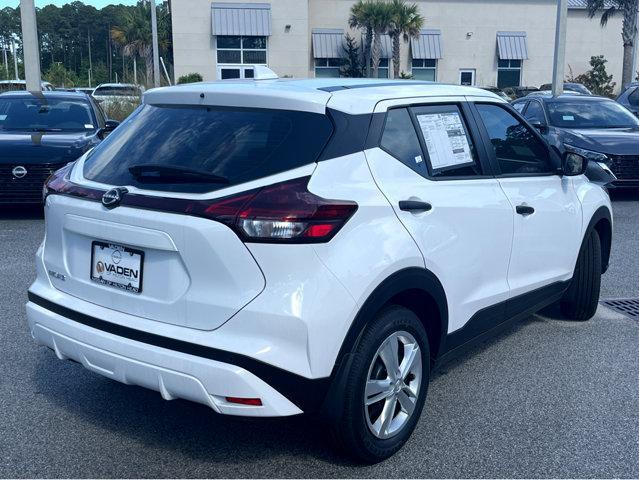 new 2024 Nissan Kicks car, priced at $21,500