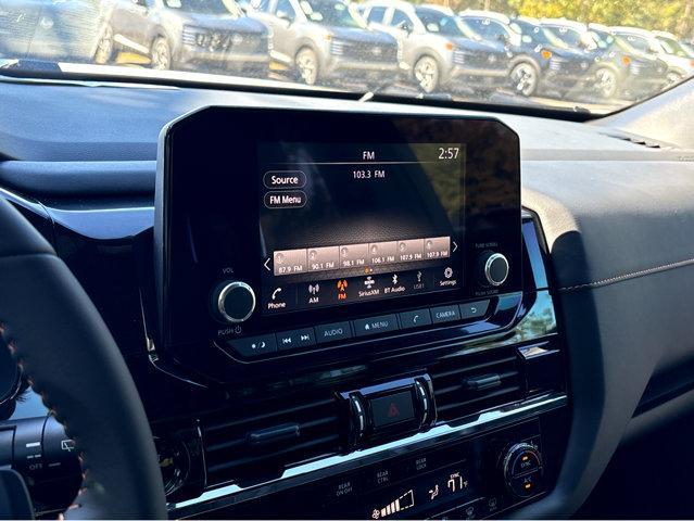 new 2025 Nissan Pathfinder car, priced at $42,620