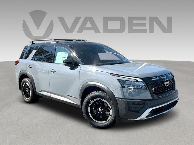 new 2025 Nissan Pathfinder car, priced at $42,620