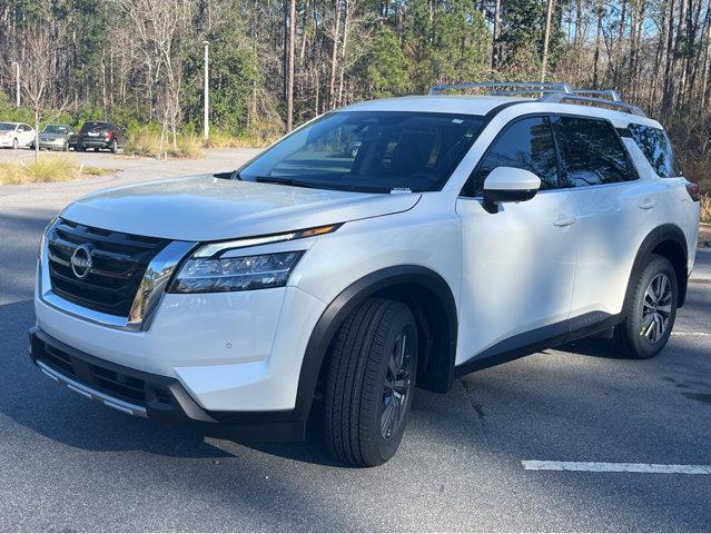 new 2024 Nissan Pathfinder car, priced at $47,135