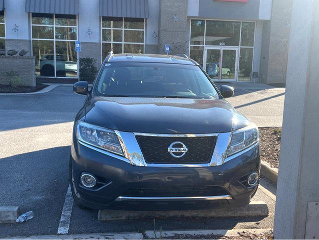 used 2016 Nissan Pathfinder car, priced at $13,000