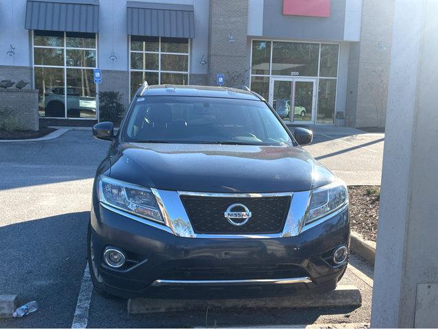 used 2016 Nissan Pathfinder car, priced at $13,000