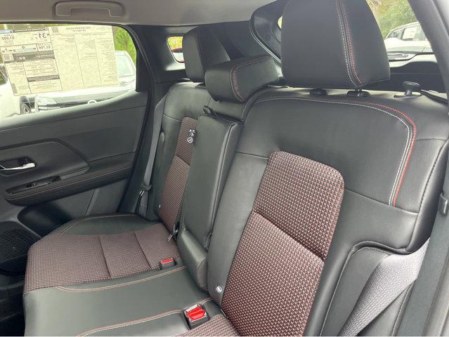 new 2025 Nissan Kicks car, priced at $28,800