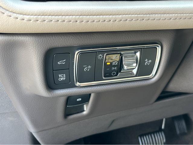 used 2022 Lincoln Nautilus car, priced at $30,000