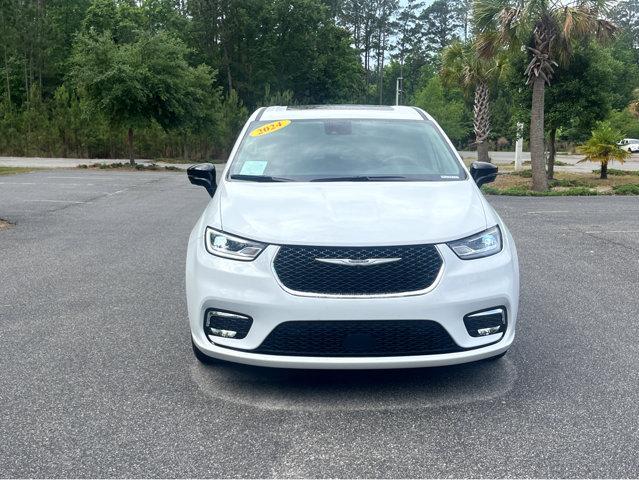 used 2024 Chrysler Pacifica car, priced at $40,000