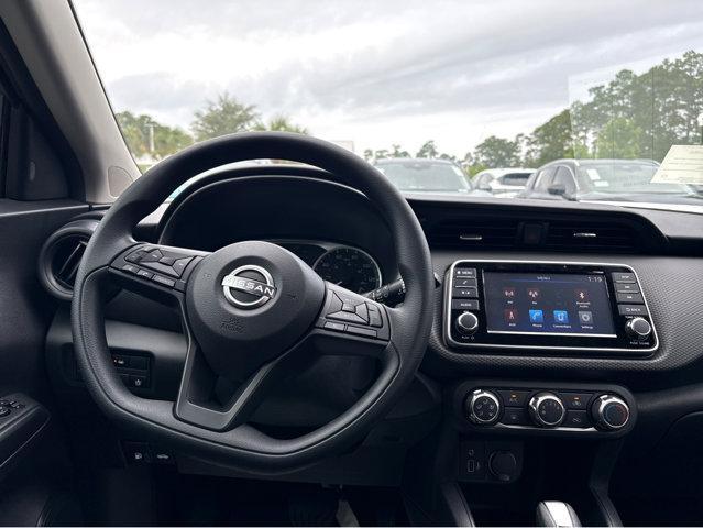 new 2025 Nissan Kicks Play car, priced at $23,850