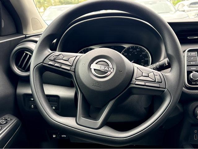 new 2025 Nissan Kicks Play car, priced at $23,850