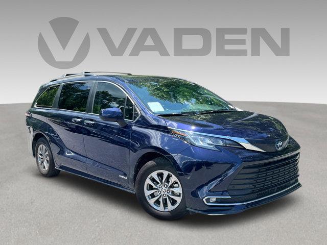 used 2021 Toyota Sienna car, priced at $34,277