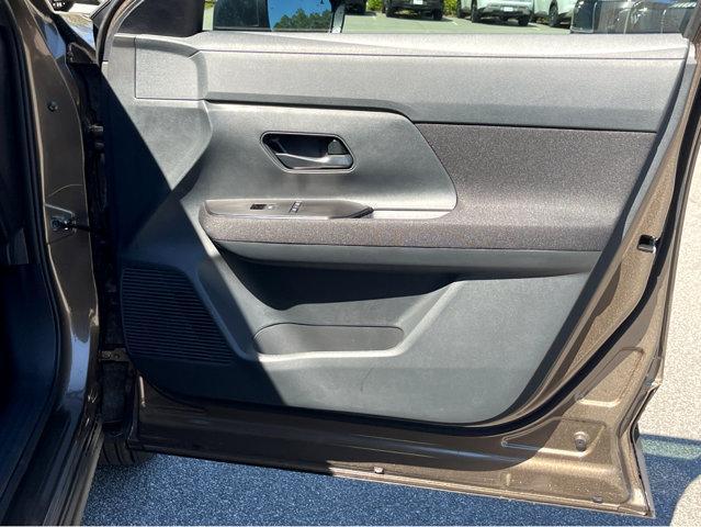 new 2025 Nissan Kicks car, priced at $28,095