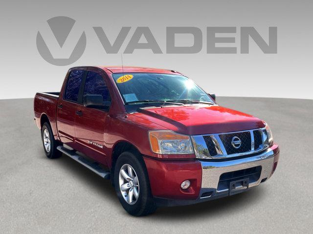 used 2014 Nissan Titan car