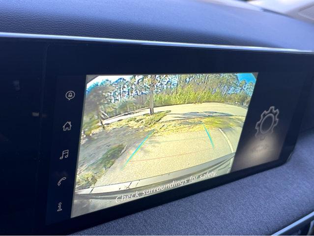 new 2025 Nissan Kicks car, priced at $24,275