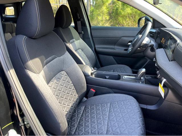 new 2025 Nissan Kicks car, priced at $24,275