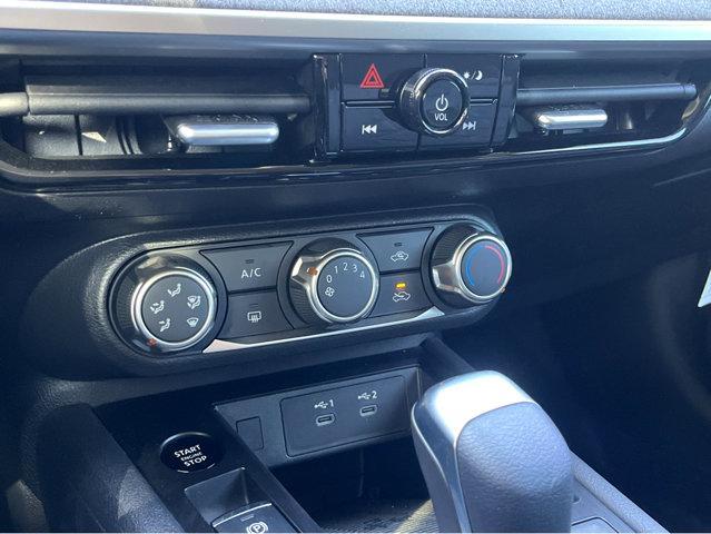 new 2025 Nissan Kicks car, priced at $24,275