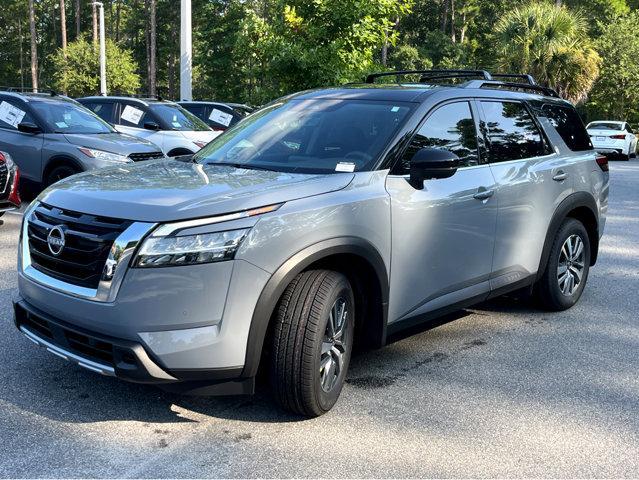 new 2024 Nissan Pathfinder car, priced at $38,250