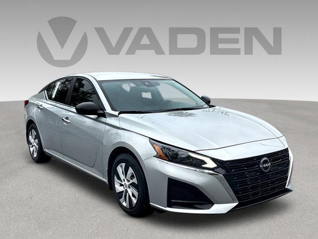 used 2024 Nissan Altima car, priced at $18,500