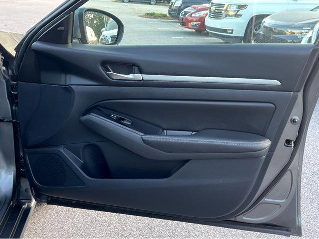 used 2023 Nissan Altima car, priced at $21,000
