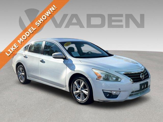 used 2013 Nissan Altima car, priced at $9,500